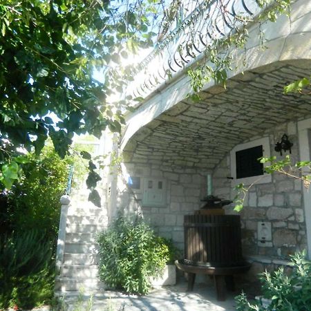 Villa Nikola Brela Exterior foto