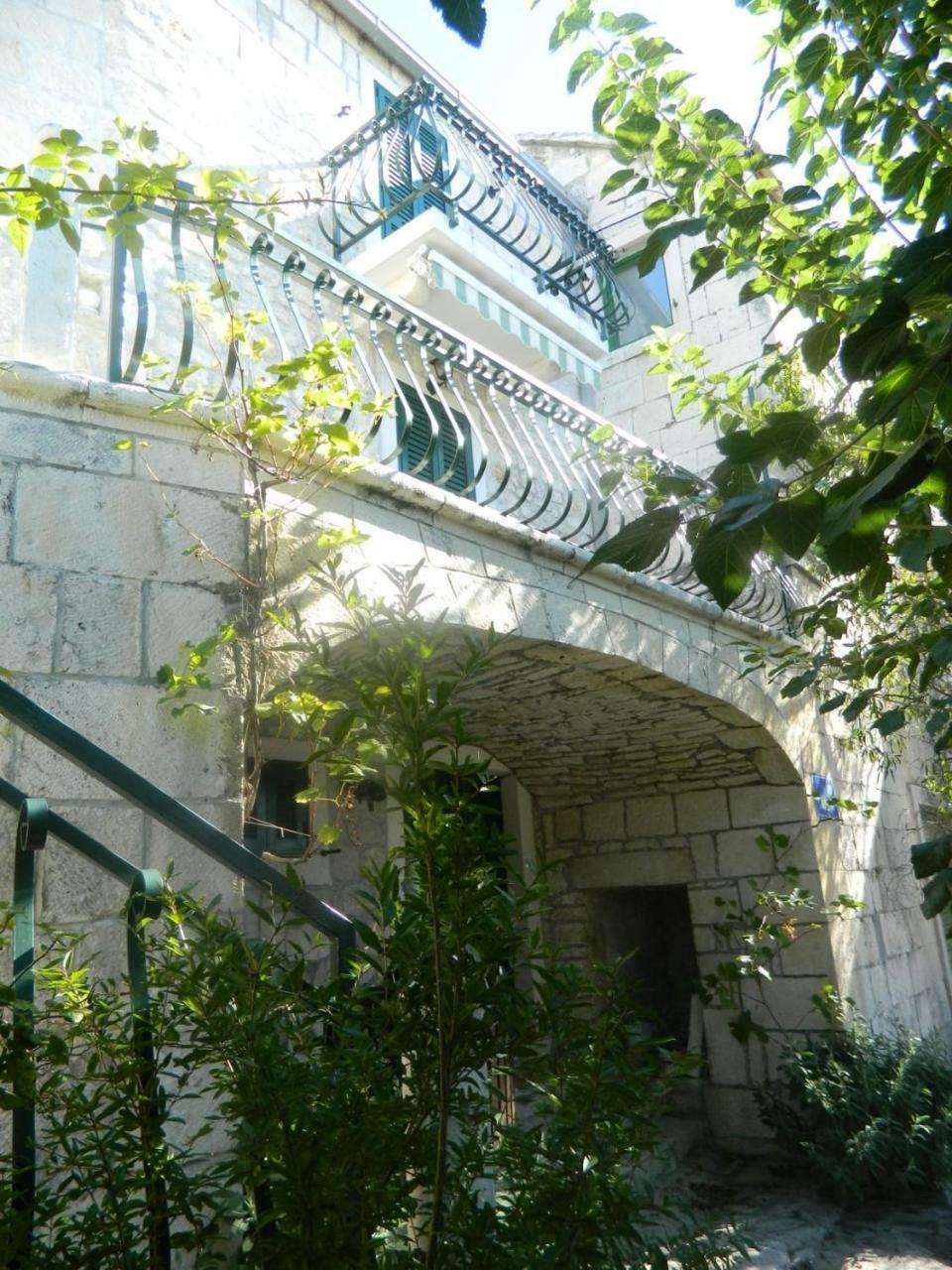 Villa Nikola Brela Exterior foto